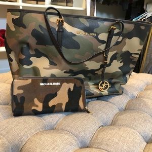 Michael Kors bag/purse